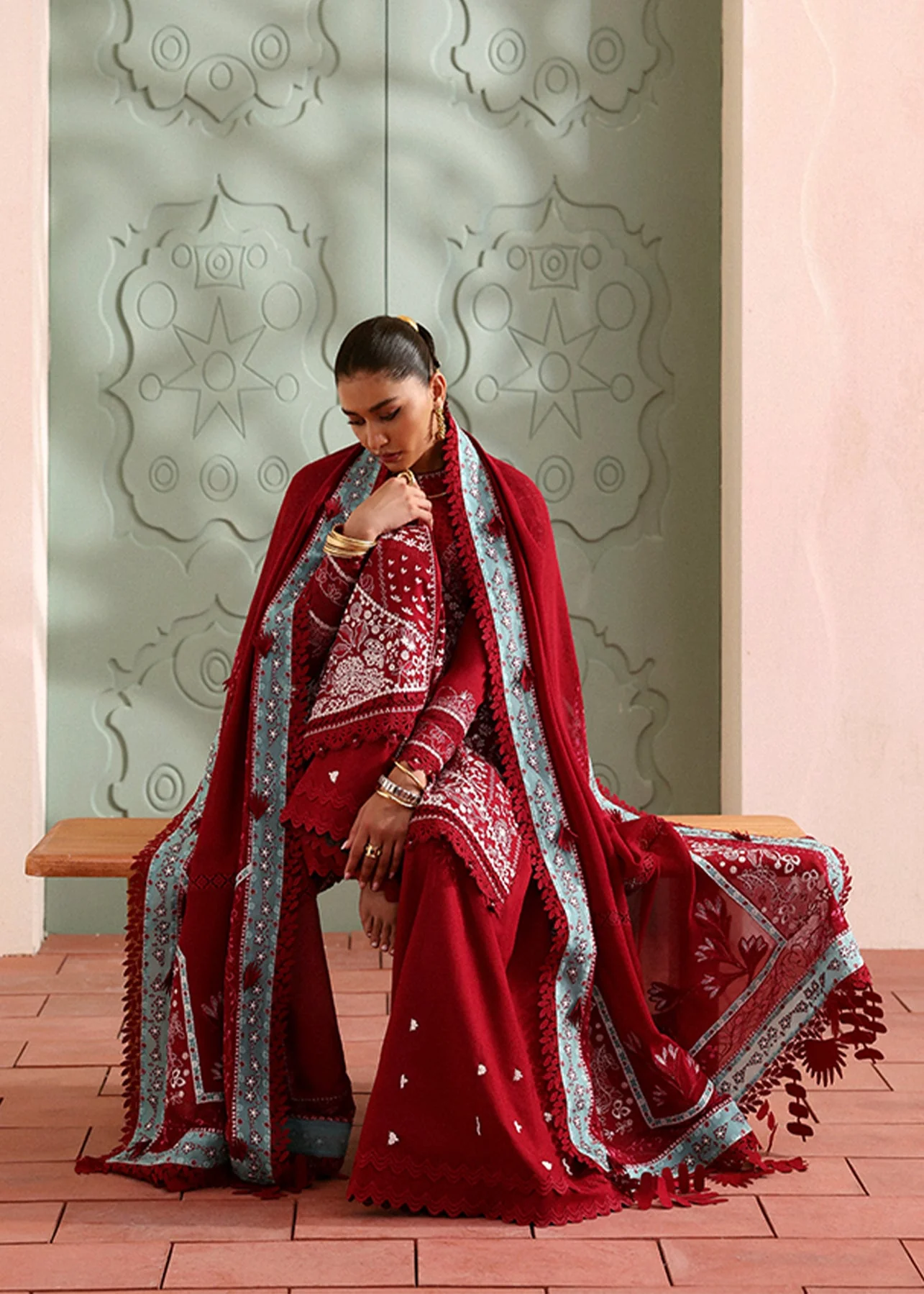 Suffuse Eid Unstitched Embroidered Lawn 3Pc Suit - INEESA - Image 5