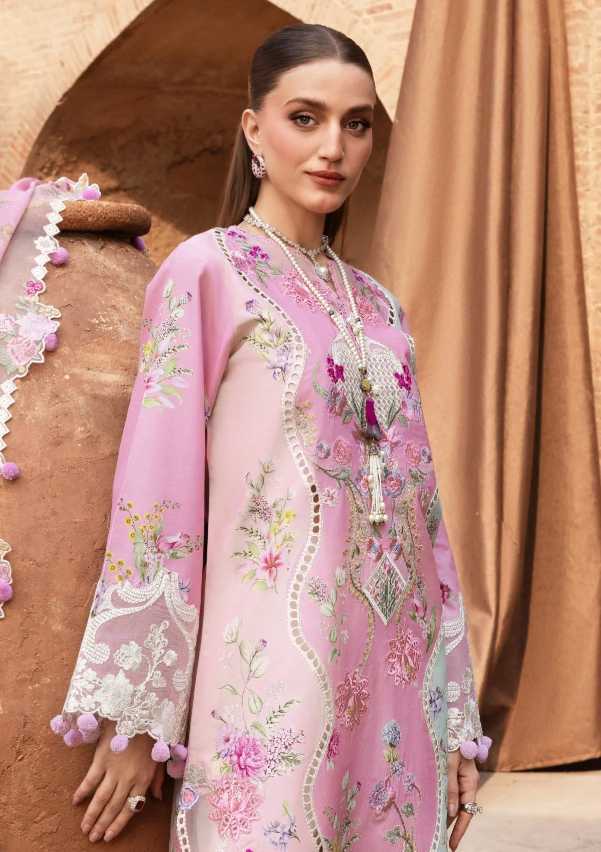 Lawn - Saira Shakira - Breeze - Image 2