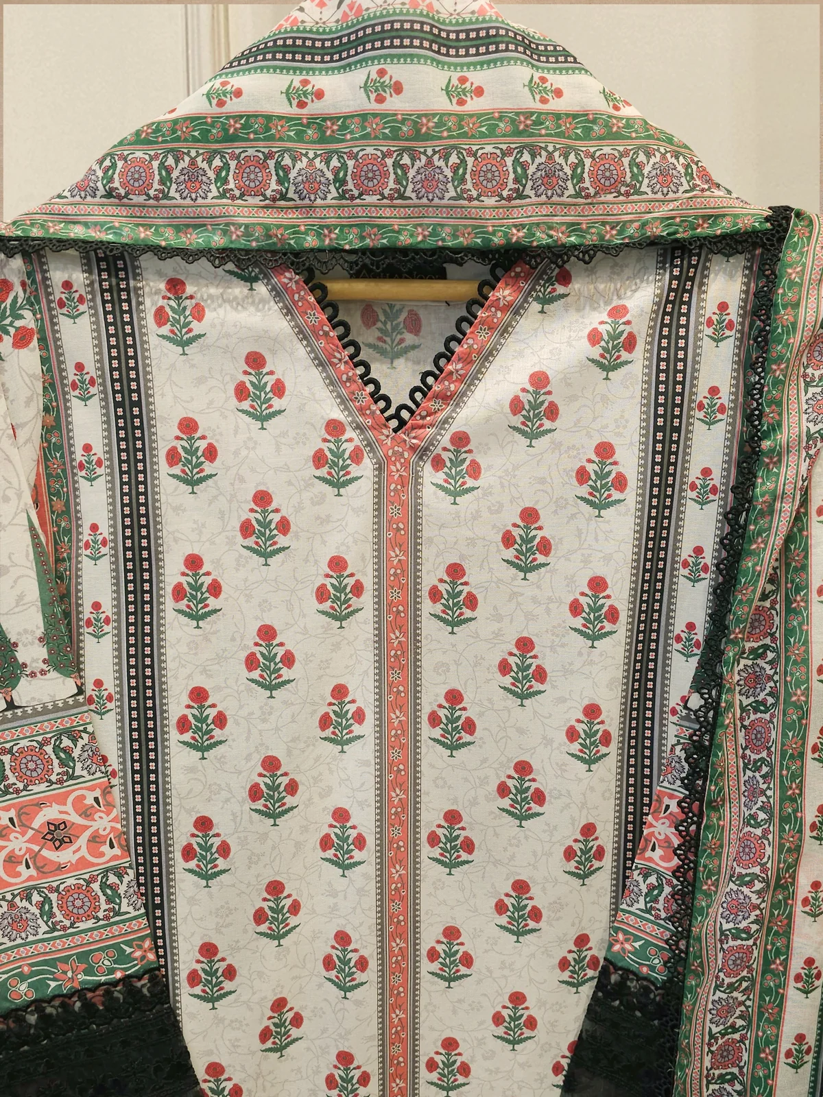 2 Piece Digital Printed Lawn Suit - Image 2
