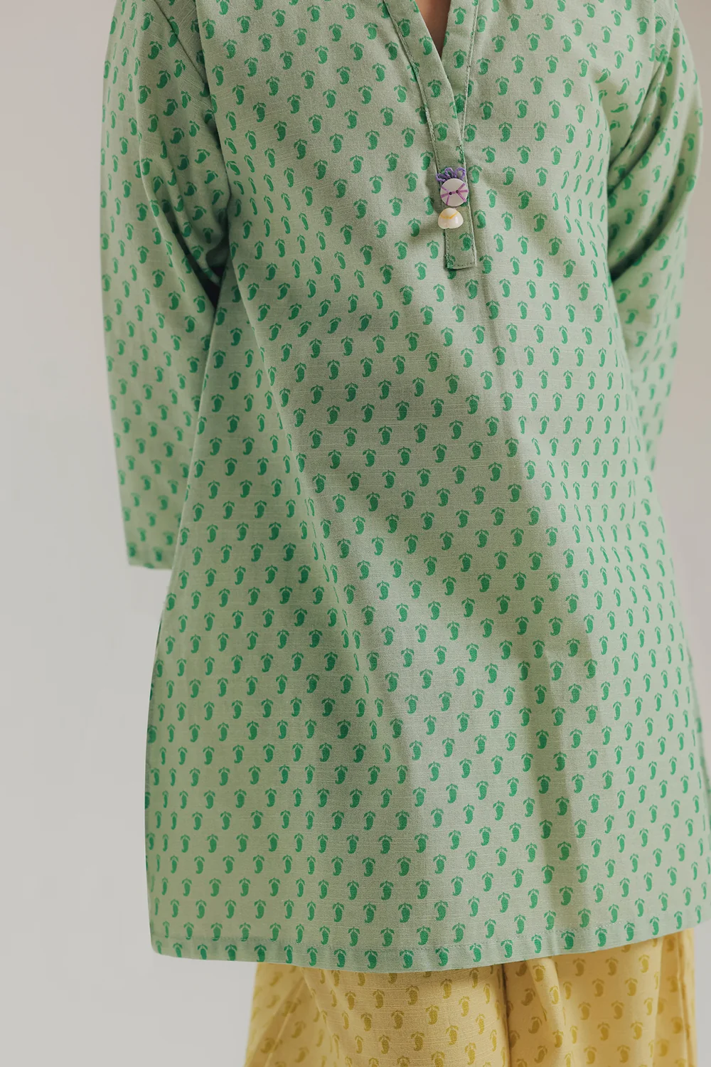ETHNC GREEN SUIT - Image 5