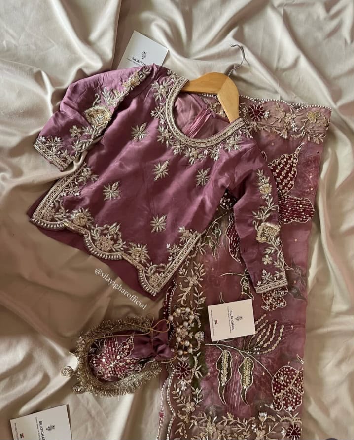 SILK LEHENGA SET - Image 2