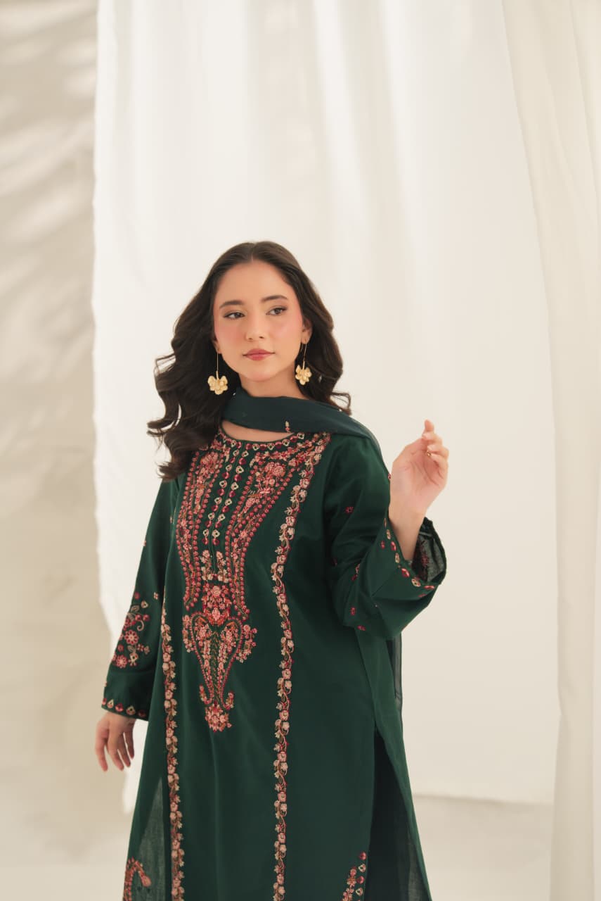 SOHA EMBROIDERED 3PC (PLAZO) - Image 4