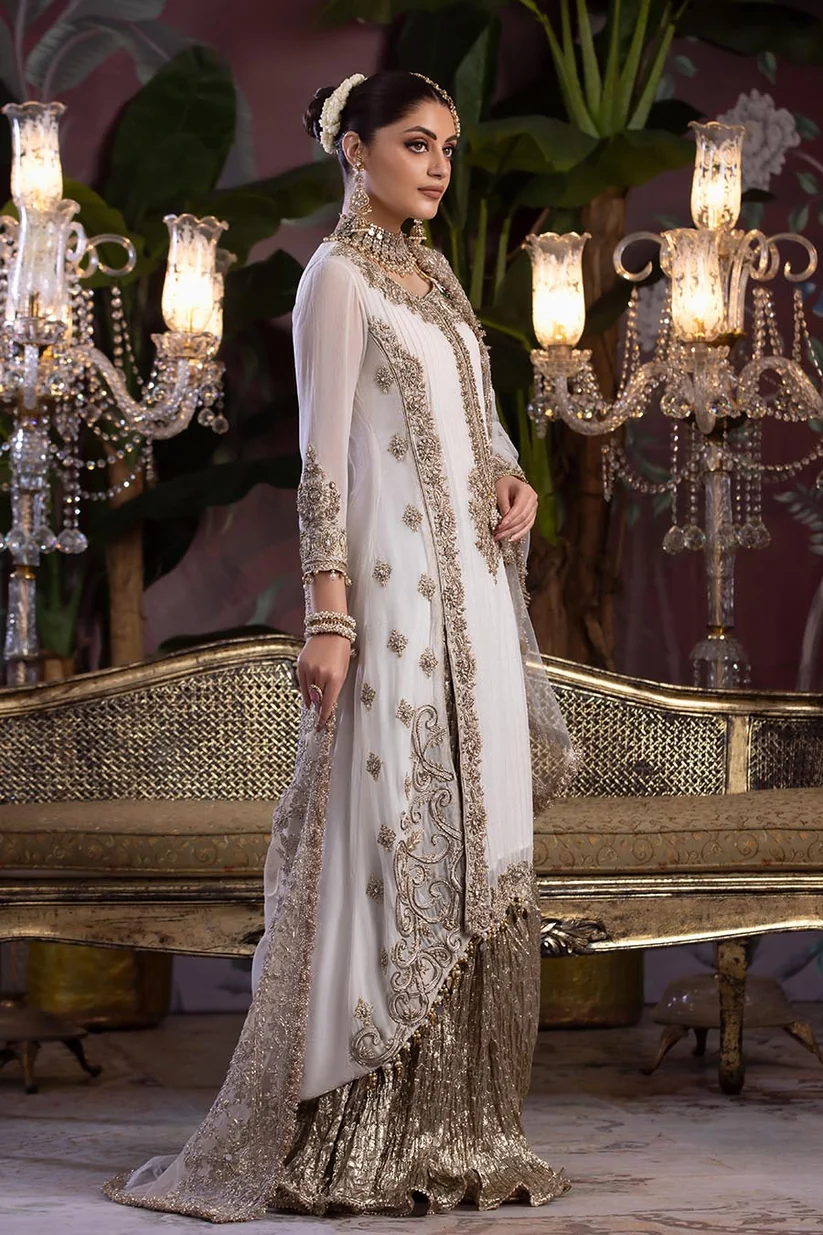 White muslim boutique dress - Image 3